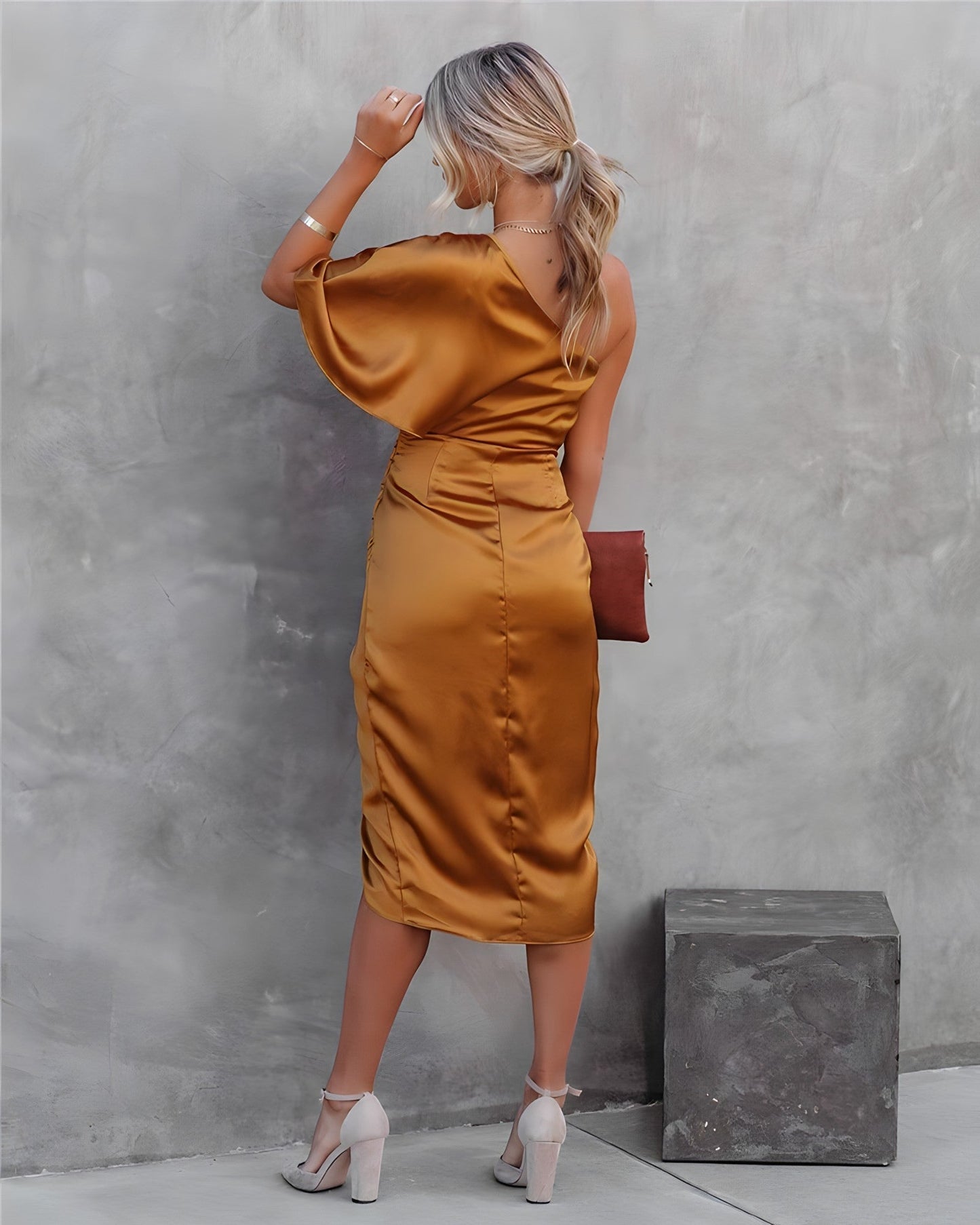 Valentina | Elegant aftenkjole i silke